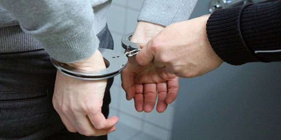 ΠΑΦΟΣ: Σύλληψη 21χρονου για απειλές με σκοπό την απόσπαση χρημάτων - Καταζητείται δεύτερο πρόσωπο